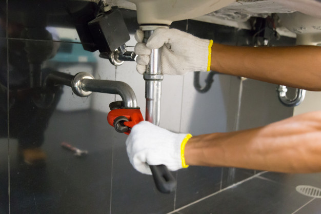 PLUMBING SERVICES